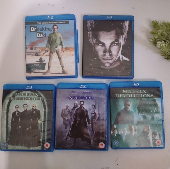 Bundled Lot Of Five Blu-ray Discs Breaking Bad Matrix Star Trek [Blu-ray] DVDs - Picture 1 of 10